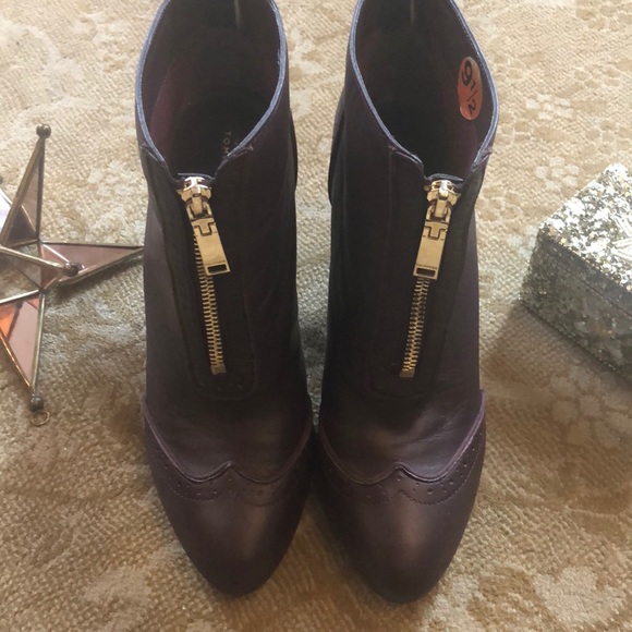 Tommy Hilfiger booties - Picture 1 of 14
